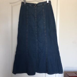Old Navy Skirts - Old Navy Denim Maxi Skirt Old Navy Skirts - Old Navy Denim Maxi Skirt